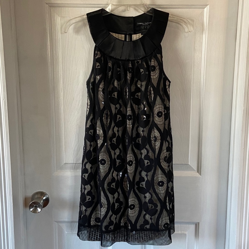 Lyndia Procanik Shift Dress Black Lace Size 4